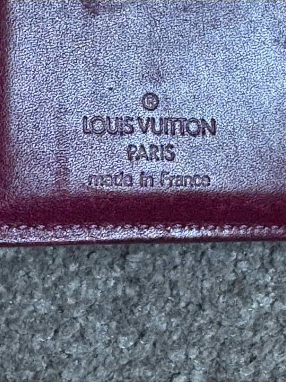 Authentic Louis Vuitton Monogram Vernis kisslock Wallet Burgundy